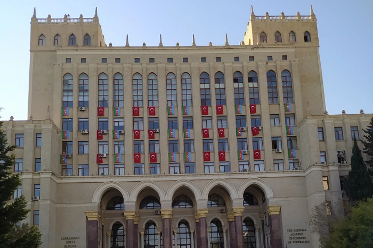 AMEA-ya yeni vitse-prezident təyin edilib - FOTO