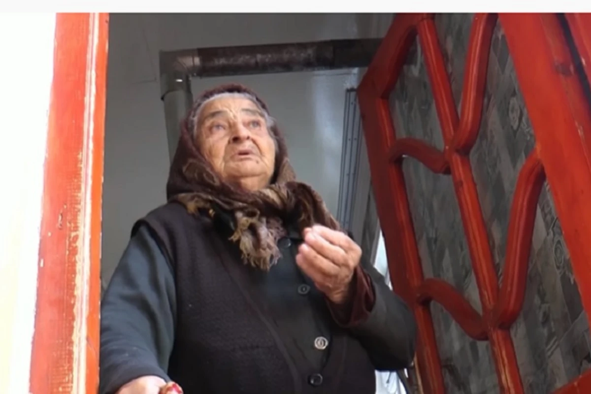 Müəllimdən pul tələb edən direktorla bağlı daha bir nəfər danışdı: Həmişə pul istəyir - VİDEO