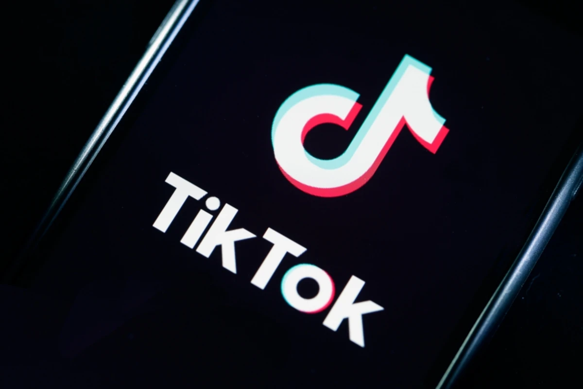 TikTok: Faydalı, yoxsa zərərli? - VİDEO TikTok: Faydalı, yoxsa zərərli? - VİDEO