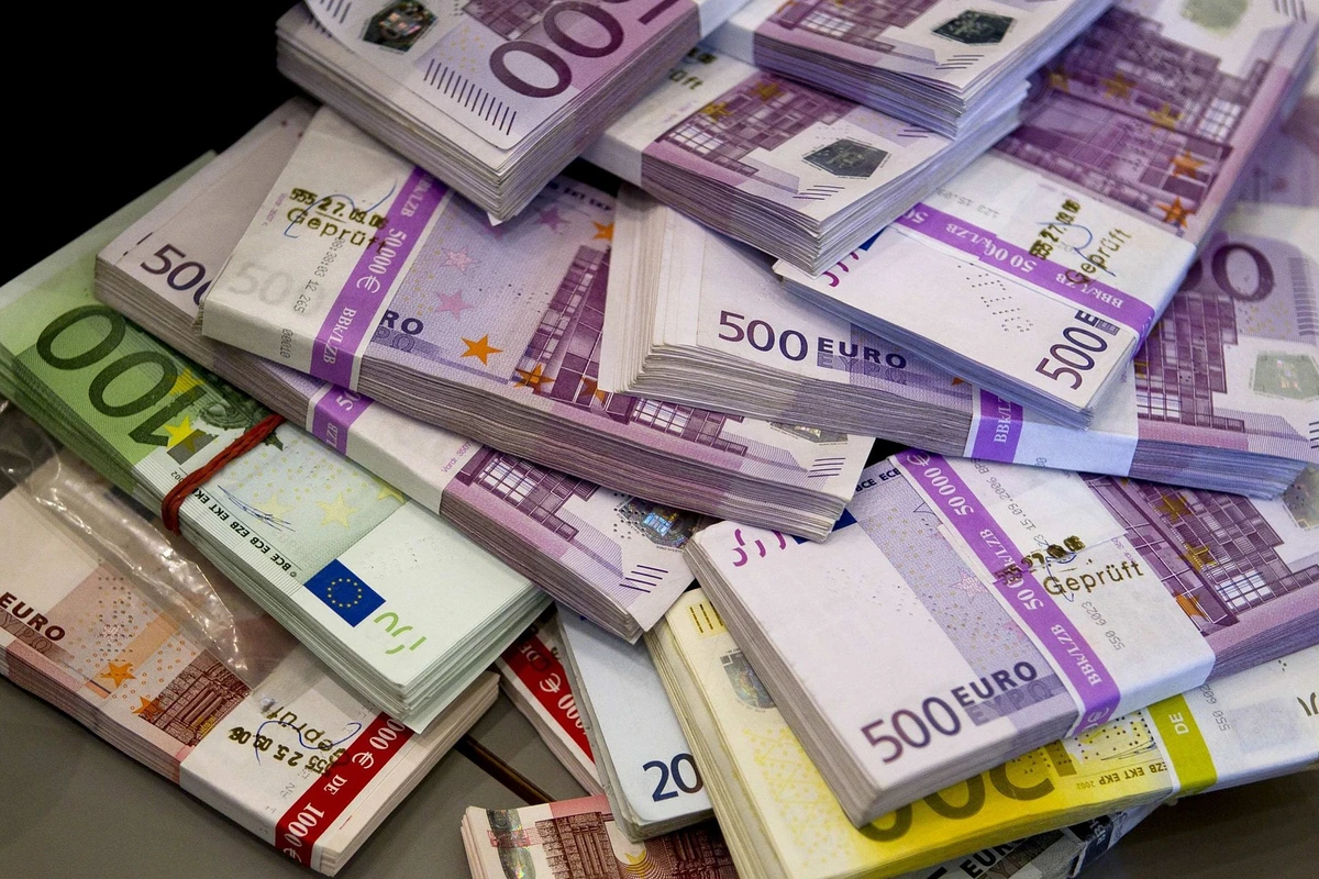 ARDNF Türkiyə Mərkəzi Bankına 1 milyard avro depozit qoyub