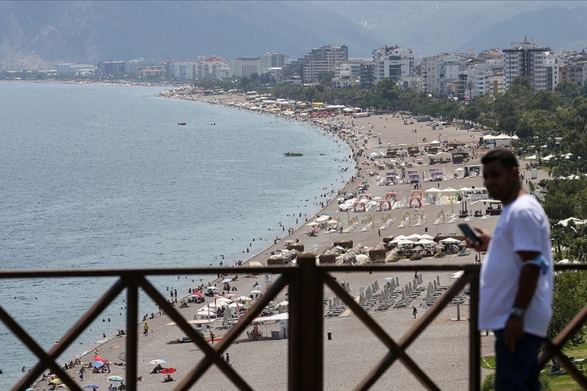 Ötən il Türkiyəyə səyahət edən turist sayı bəlli oldu