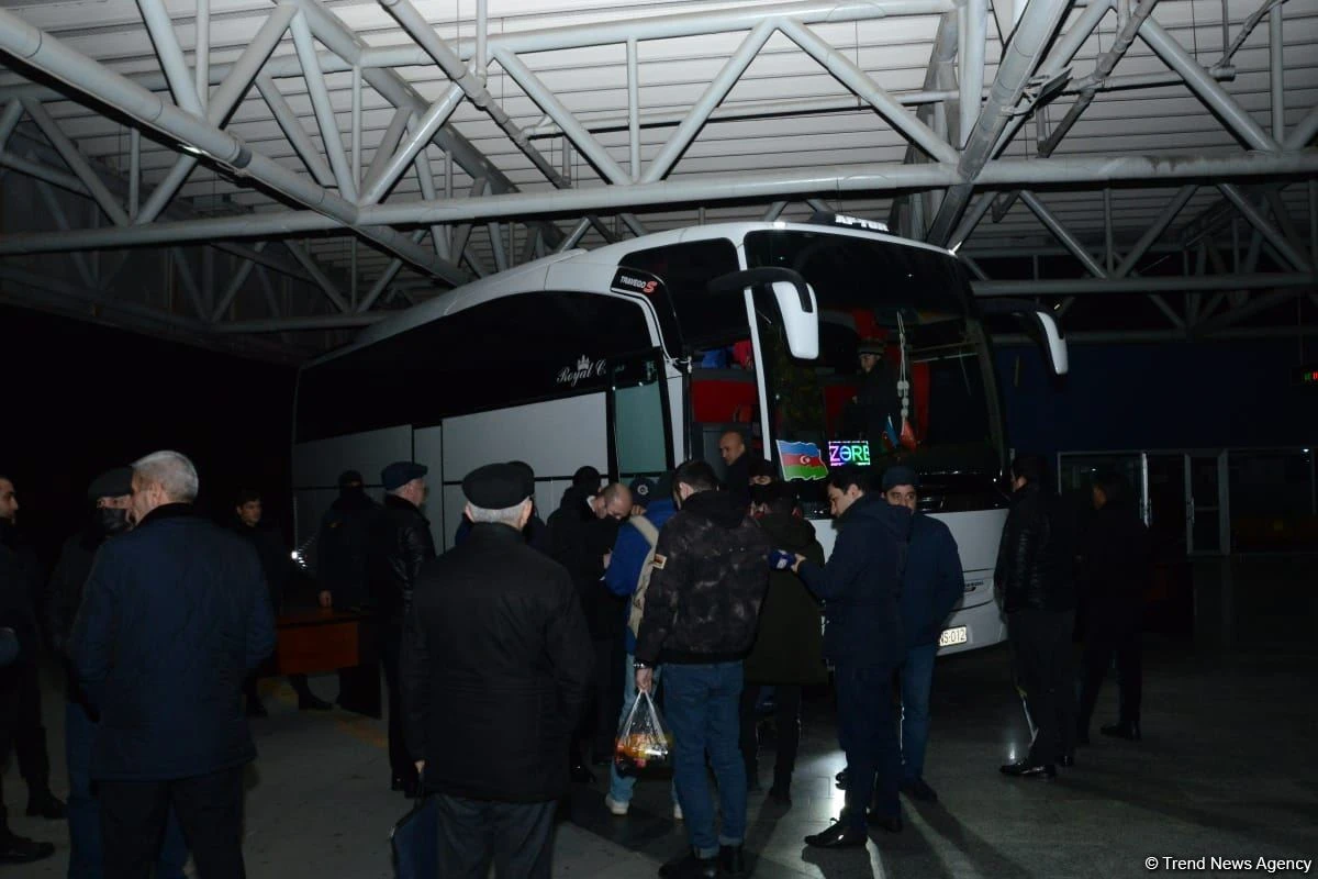 Şuşaya növbəti sərnişin avtobus reysi yola düşüb - FOTO/VİDEO