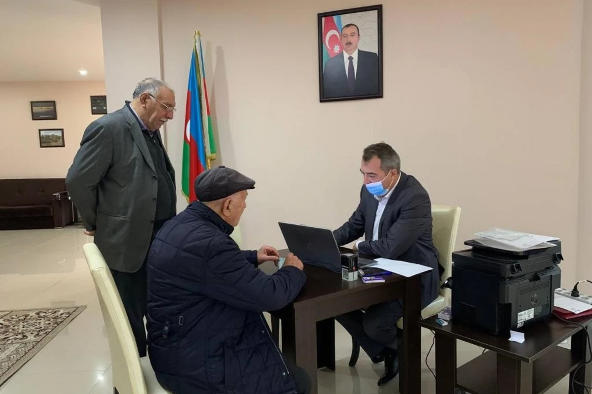 Azercell ahıl yaşına çatmış abunəçilərinin xidmətində!