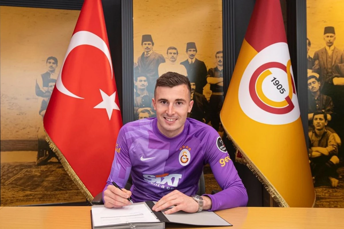 Qalatasaray Barselonanın qapıçısını icarəyə götürdü