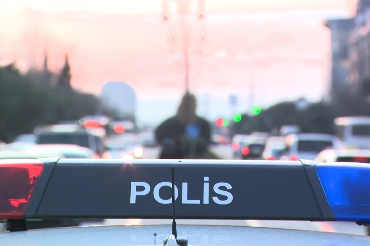 Mülki geyimli polis əməkdaşları REYD keçirdi - VİDEO