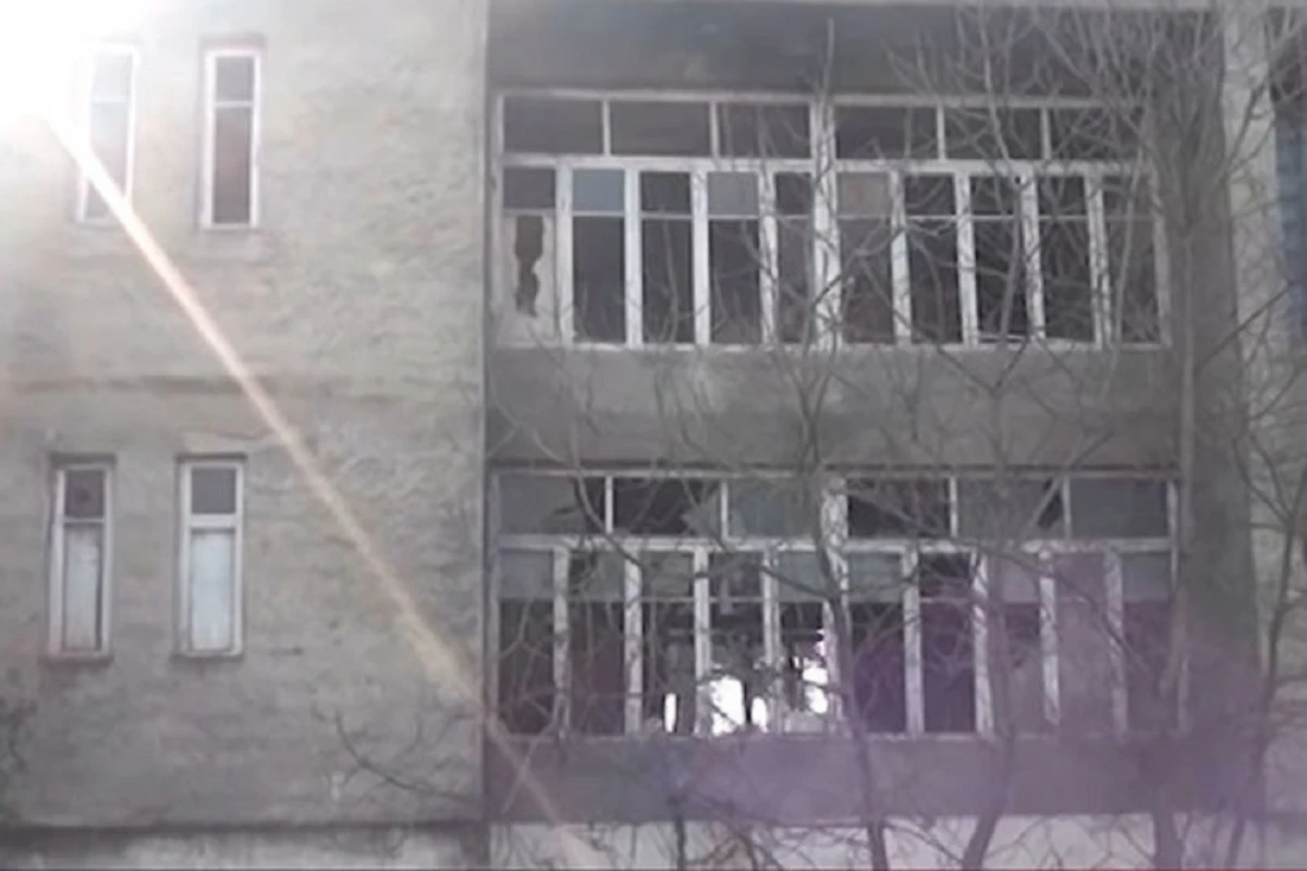 Детский сад, носящий имя шехида, находится в плачевном состоянии - ВИДЕО