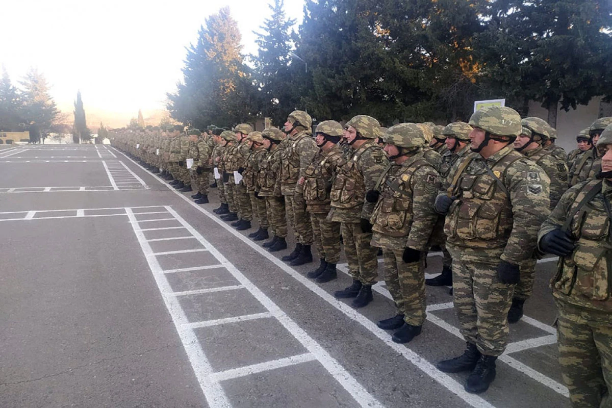 Учебные тренировки азербайджанской армии - ВИДЕО