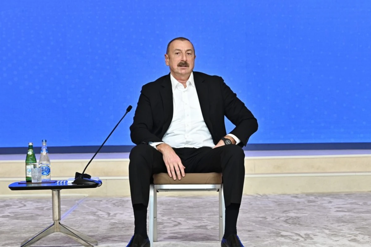 Ильхам Алиев: Пусть учащиеся за рубежом возвращаются и приносят пользу Родине
