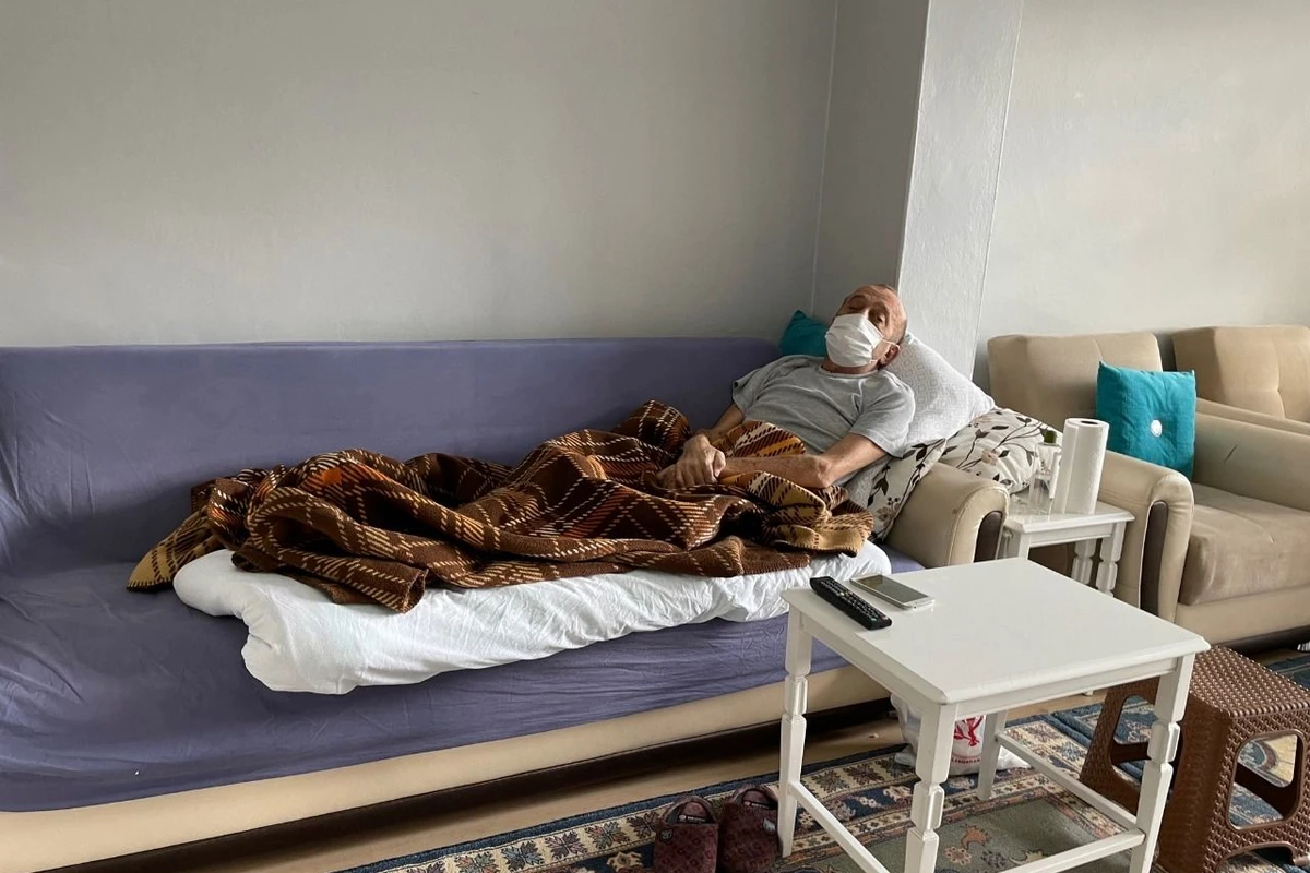 78 COVID testi pozitiv çıxan şəxs 14 aydır karantindədir - VİDEO