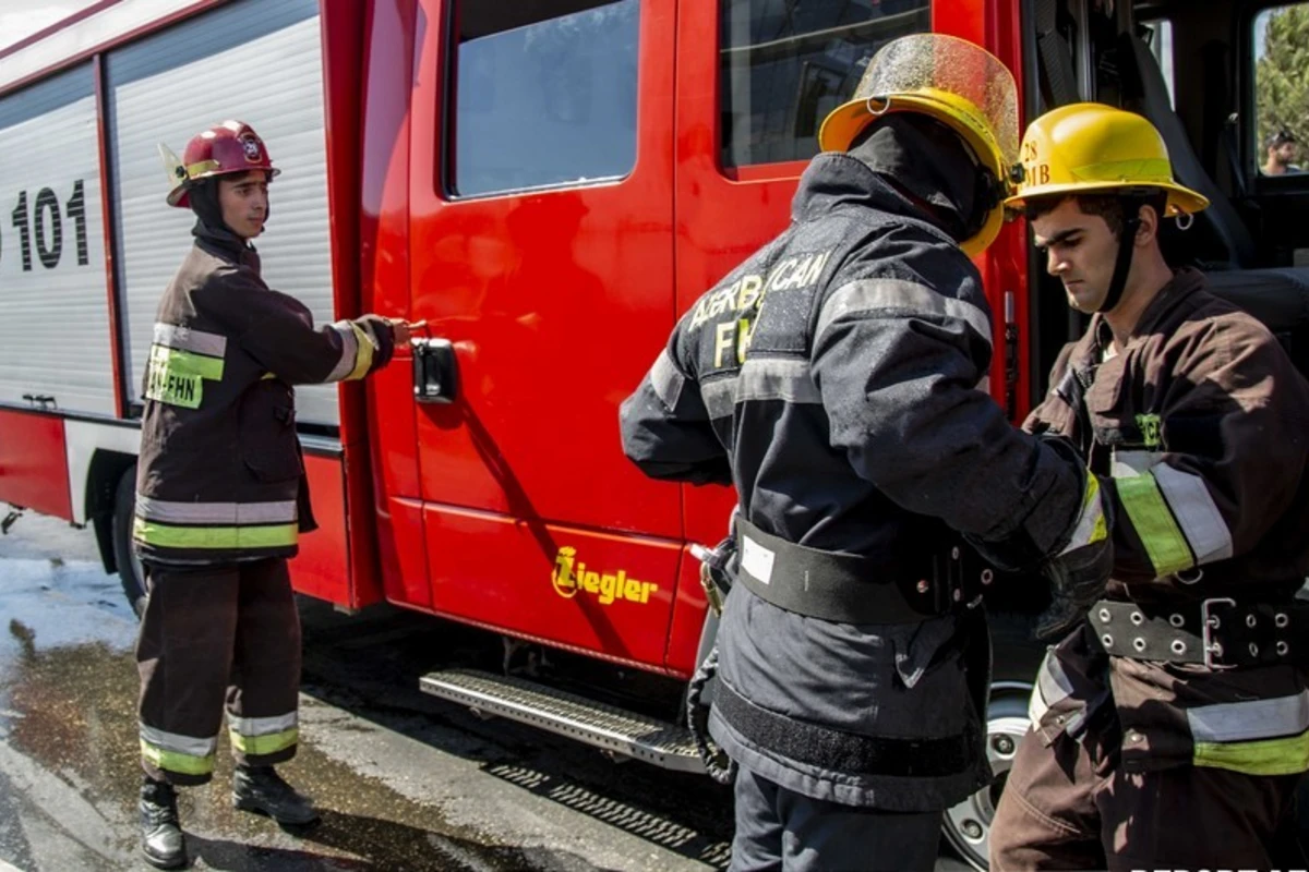 Bakıda restoranda yanğın olub