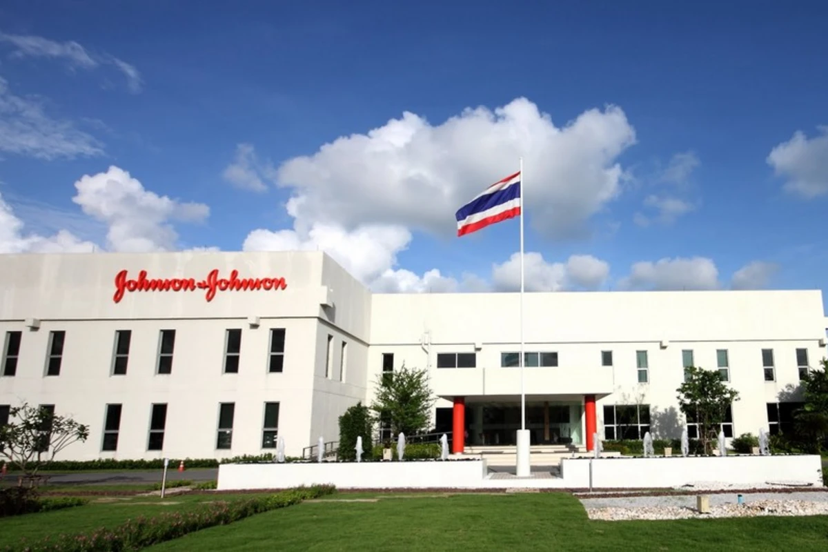 Johnson &amp; Johnson koronavirus peyvəndinin istehsalını dayandırdı
