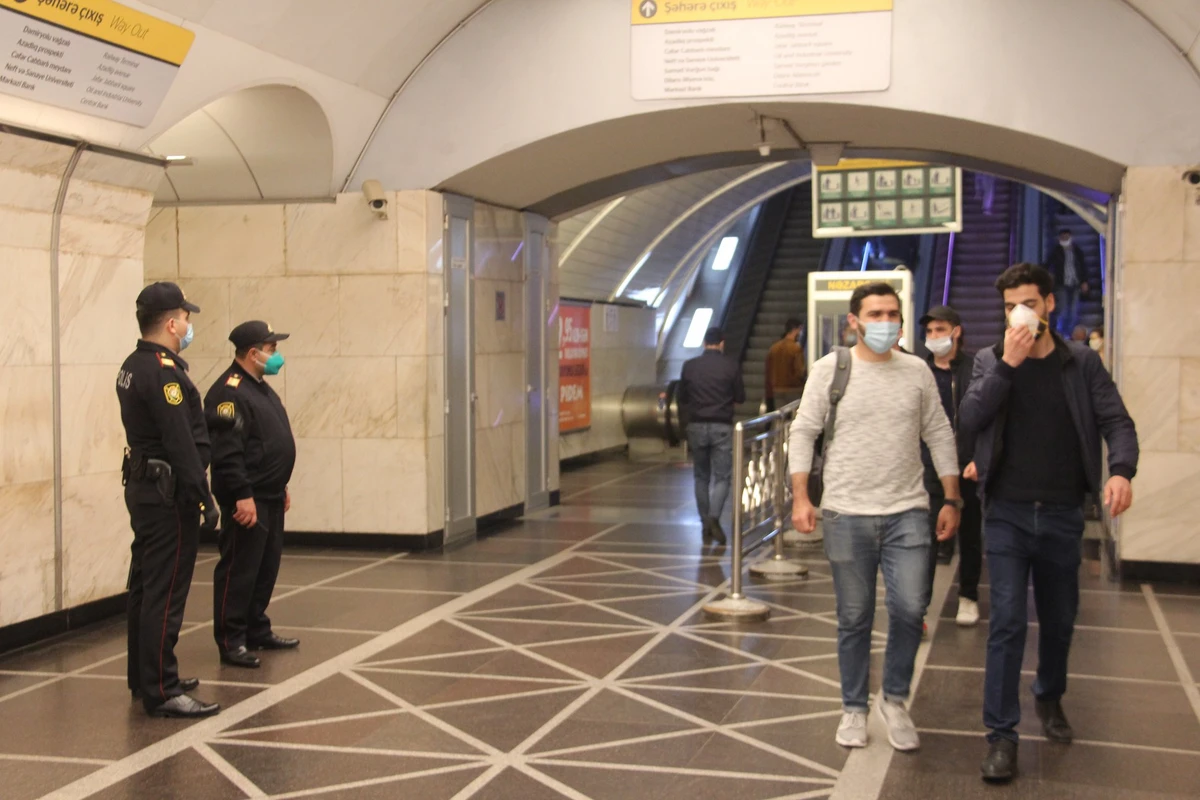 Обязательна ли бустерная доза вакцины для пассажиров метро после 15 февраля?