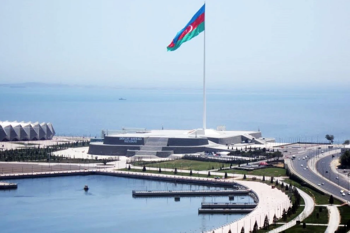 Azərbaycanda dünyanın ən hündür bayraq dirəyi quraşdırılacaq - FOTO