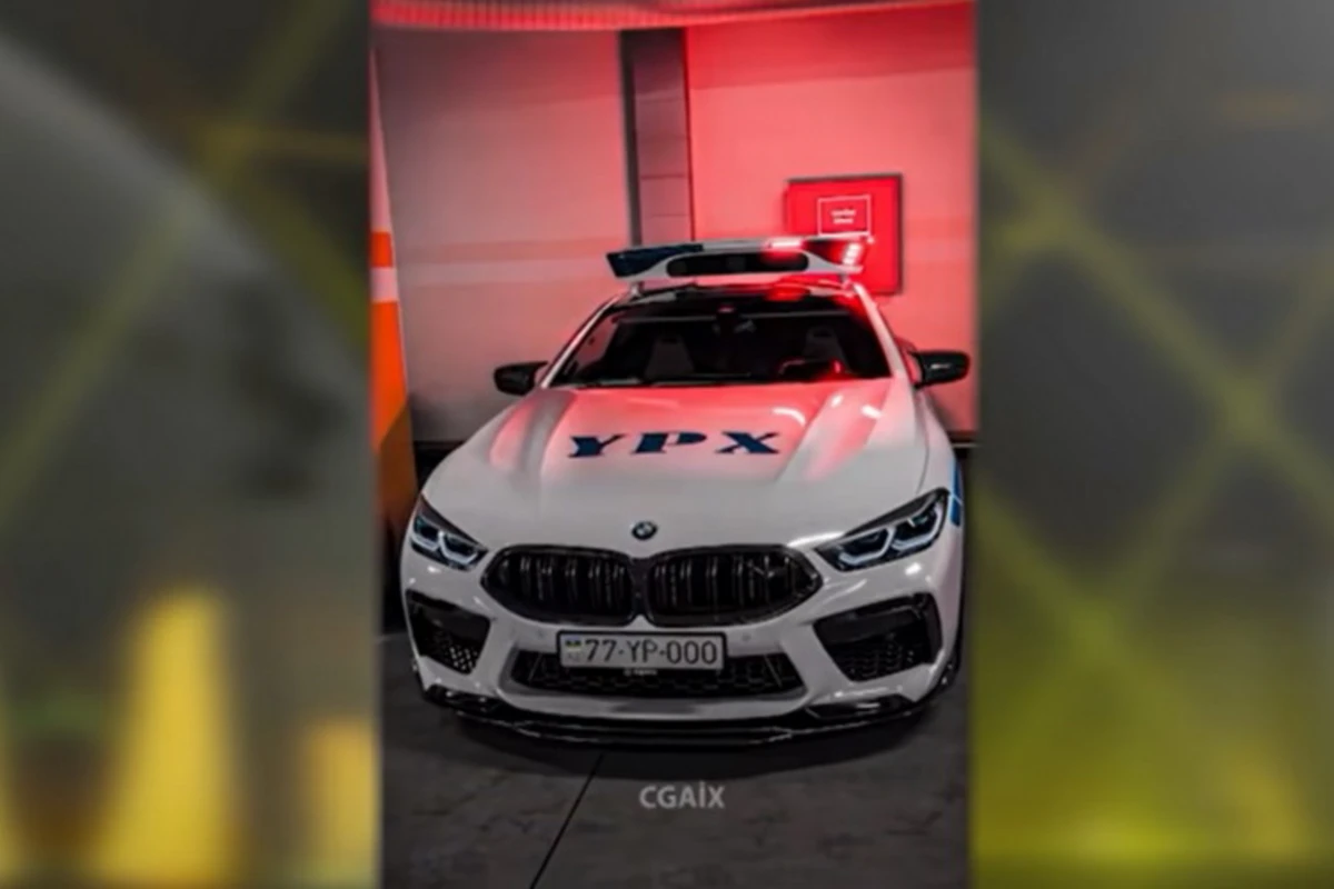 Polis avtomobili ilə hər kəsi çaşbaş salan gənc kimdir? - VİDEO
