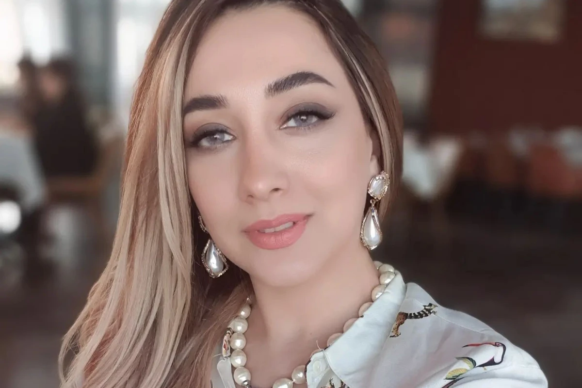 Vəzifəli şəxsdən danışan Kəmalə: Dedi saf insana dəstək olum, yolunu azmasın - VİDEO Vəzifəli şəxsdən danışan Kəmalə: Dedi saf insana dəstək olum, yolunu azmasın - VİDEO