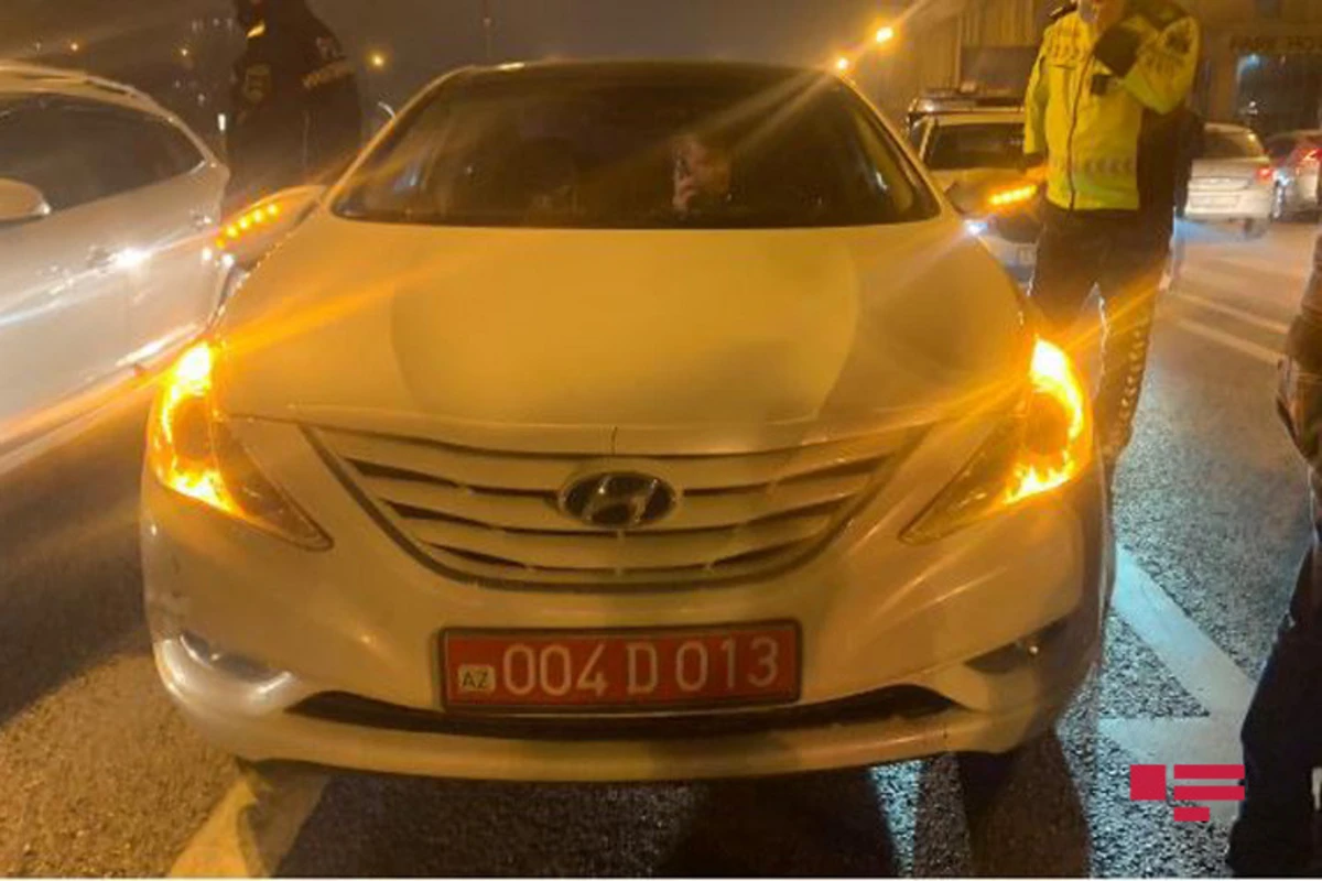 Bakıda Rusiya səfirliyinə məxsus avtomobil piyadanı vurub - FOTO/VİDEO