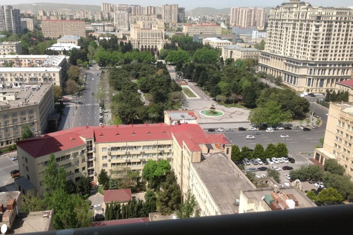 Bakının bu rayonundakı binaların sakinlərindən 28 AZN pul yığılır - SƏBƏB - FOTO