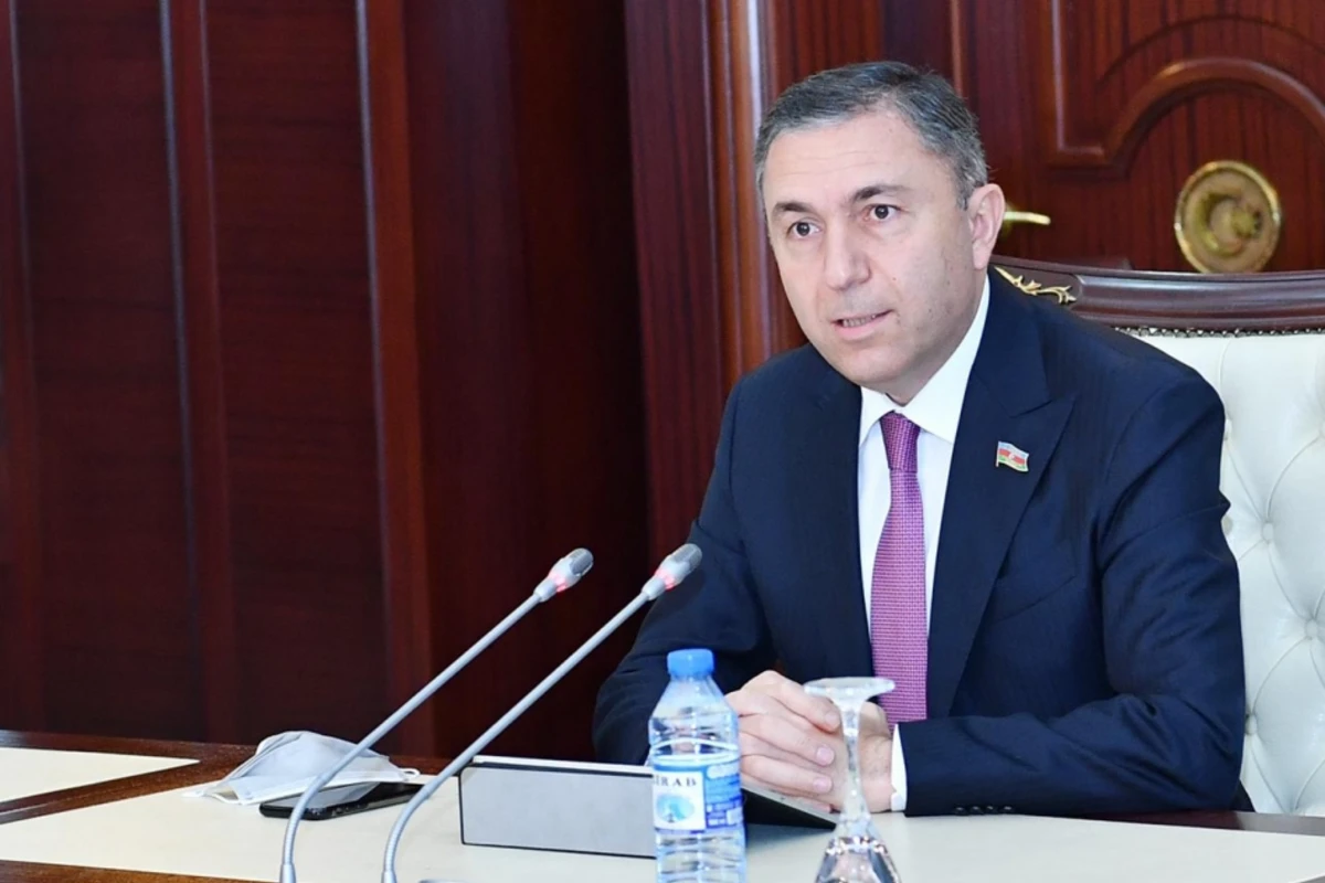 Azərbaycanlı deputat İrəvanda ermənilərə dərs verdi: Qarabağda dağıdılan evindən danışdı