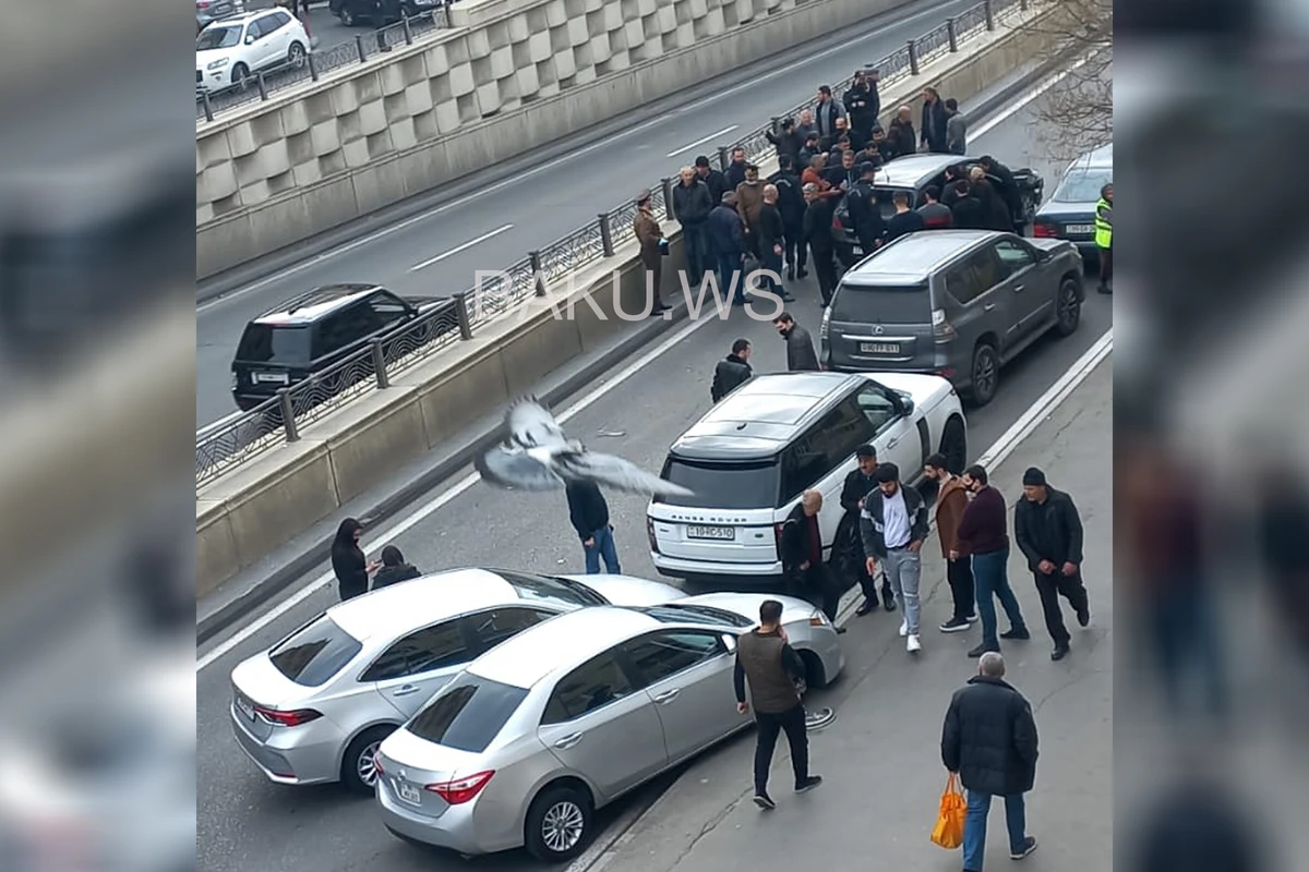 Bakıda “Toyota”, “KİA” və “Opel” toqquşdu - VİDEO