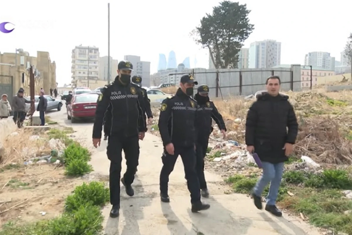 Bakıda narkomanların yuvası aşkarlandı: Əraziyə əməliyyat qrupu gəldi - VİDEO Bakıda narkomanların yuvası aşkarlandı: Əraziyə əməliyyat qrupu gəldi - VİDEO