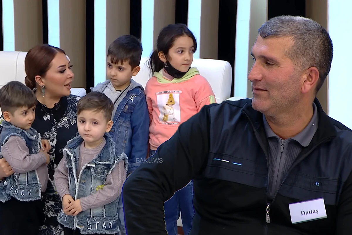 Tik-Tokda kişi ilə tanış olan ana, 4 uşağını atıb qaçdı - VİDEO