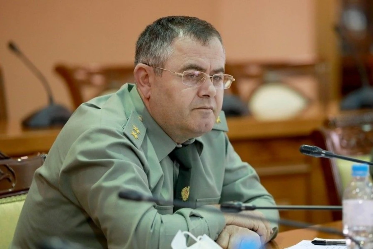 В Армении уволили главу Генштаба ВС