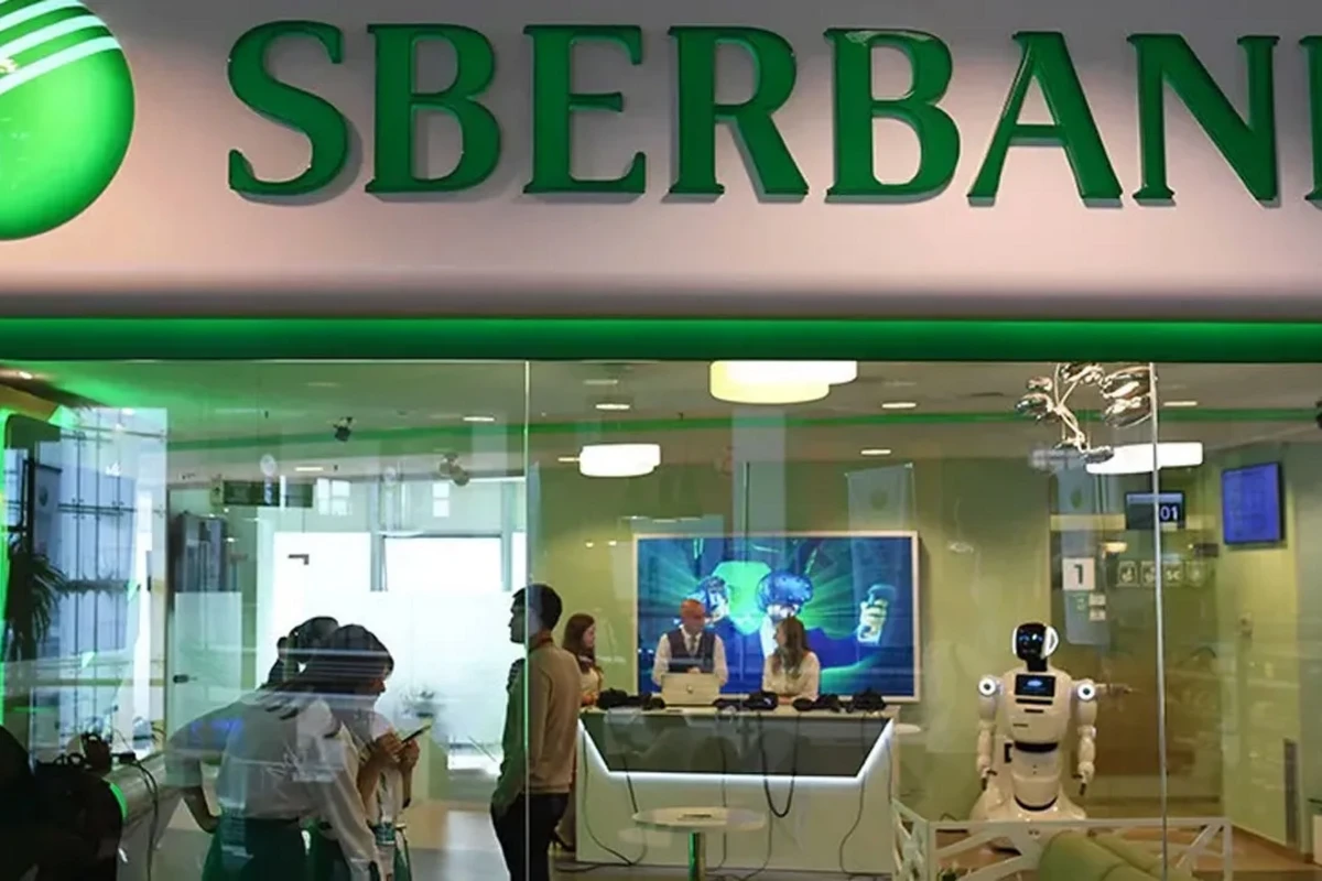 Sberbank Avropanı tərk edir Sberbank Avropanı tərk edir