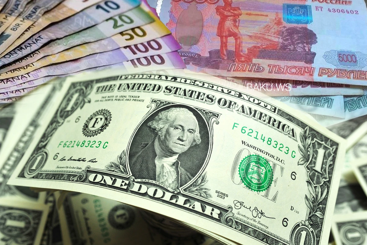 Rusiya rublu dollar və AZN qarşısında ucuzlaşır - CƏDVƏL - FOTO