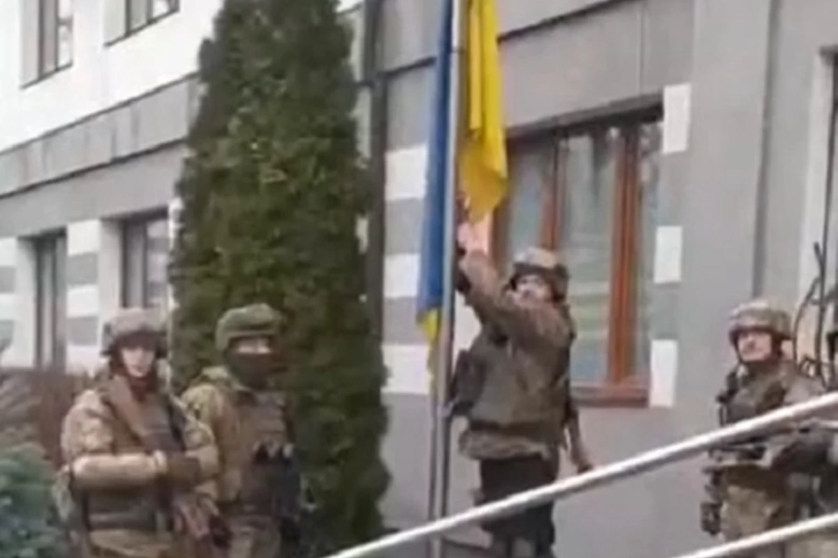 Ukrayna ordusu daha bir şəhəri ruslardan geri aldı - VİDEO