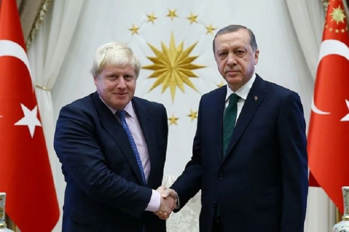 Ərdoğan Consonla Ukraynanı müzakirə etdi