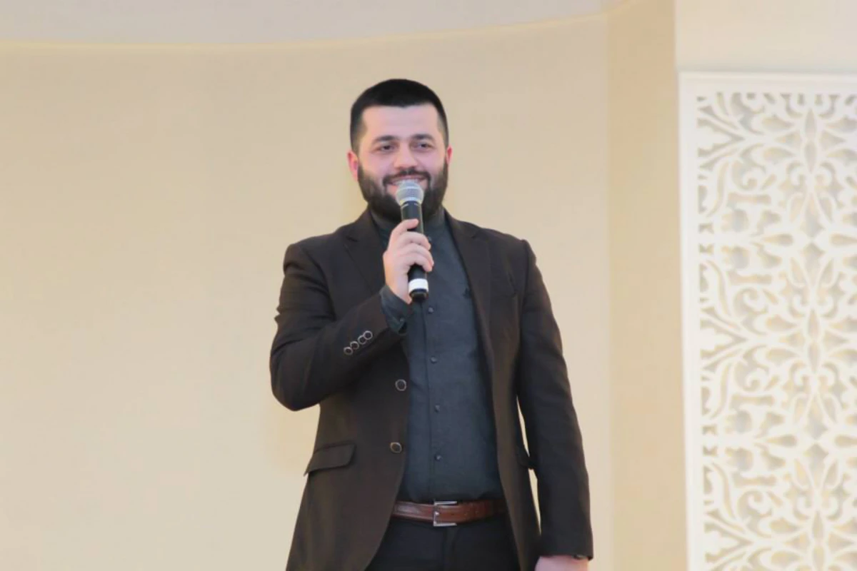 Azərbaycanlı rejissor vəfat edən atasından yazdı - FOTO