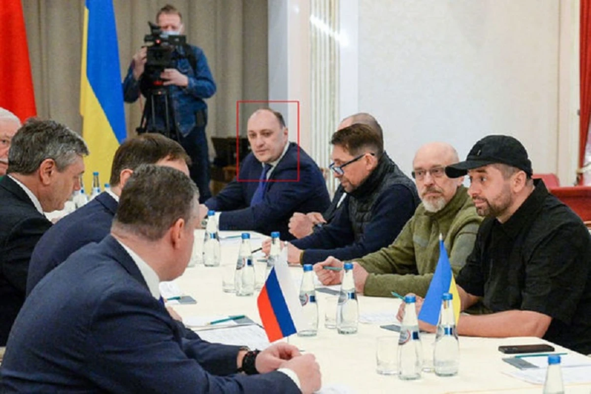 Застрелен участник российско-украинских переговоров - ФОТО