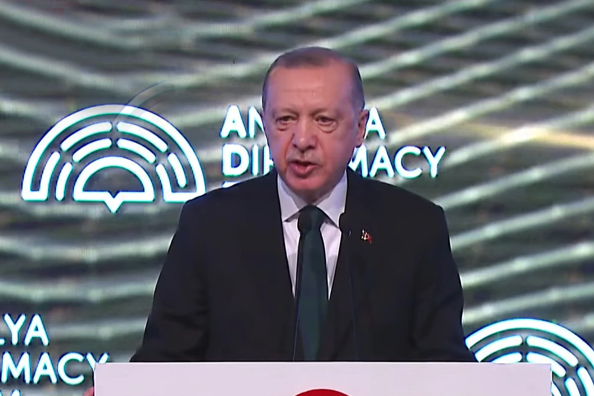Ərdoğan: “Ukraynanı haqlı mübarizəsində tək qoydular” - VİDEO