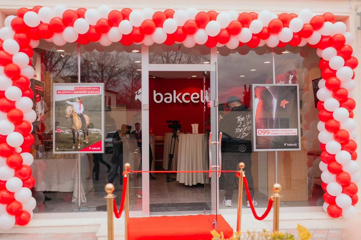 “Bakcell”in yeni konsept mağazası Bərdədə - VİDEO