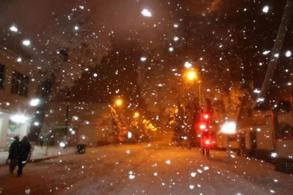 Gəncə və ətraf bölgələrə qar yağır - FOTO