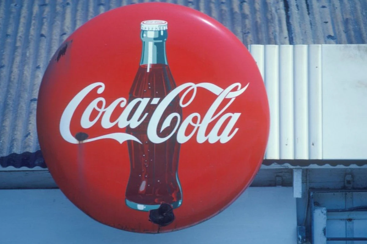 В Азербайджане компании Coca-Cola выписан штраф