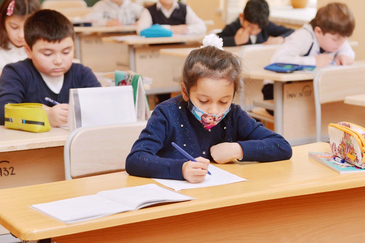 Altı günlük məktəblərdə martın 19-u dərs olacaq? - AÇIQLAMA