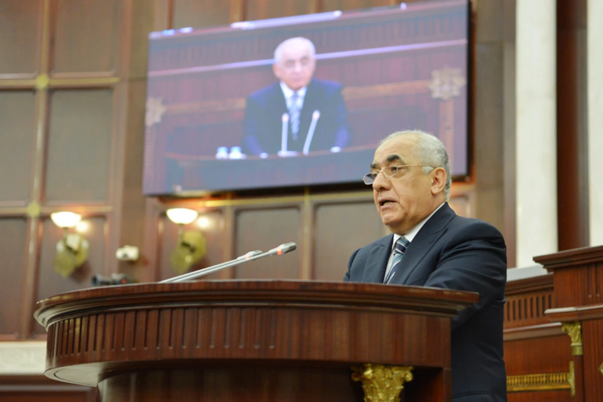 Baş nazir Milli Məclisdə hesabat verir