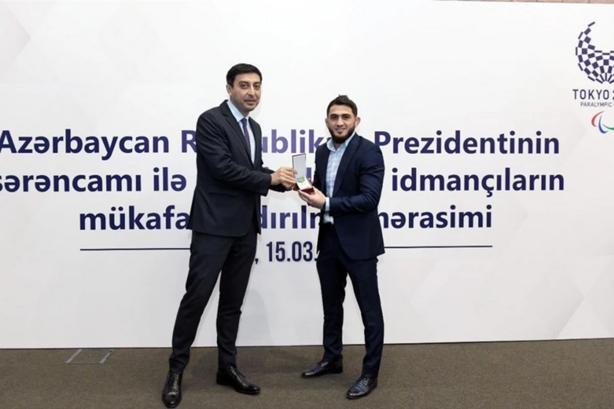 Azərbaycanın tanınmış idmançıları mükafatlandırılıb - FOTO