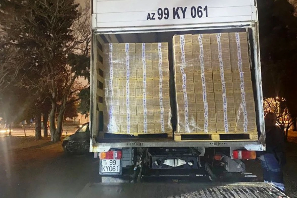 Bakı şəhərindən Kiyev sakinlərinə 30 tondan çox humanitar yardım göndərilib - FOTO