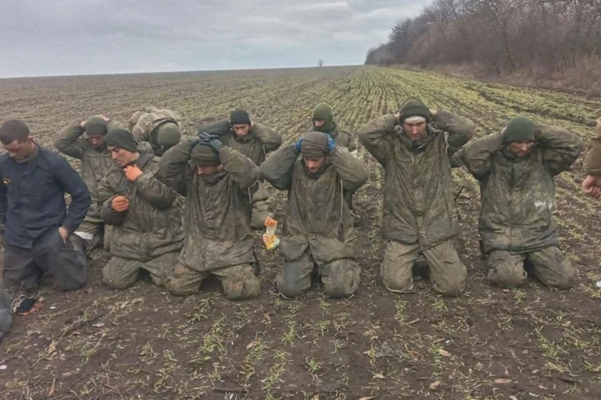 Ukraynada əsir götürülən rus hərbçilərinin sayı açıqlanıb