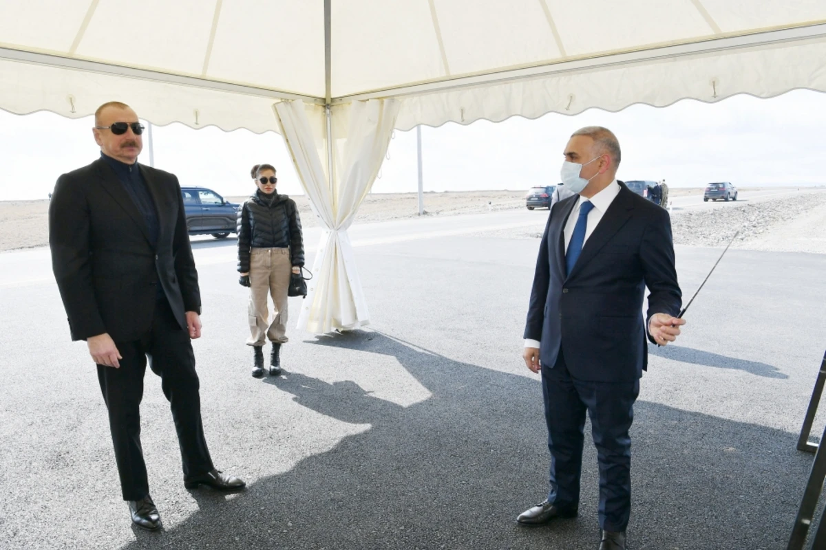 Prezident və xanımına Suqovuşana çəkilmiş müasir izolyasiyalı və mühafizəli kabel xəttinin təqdimatı edilib