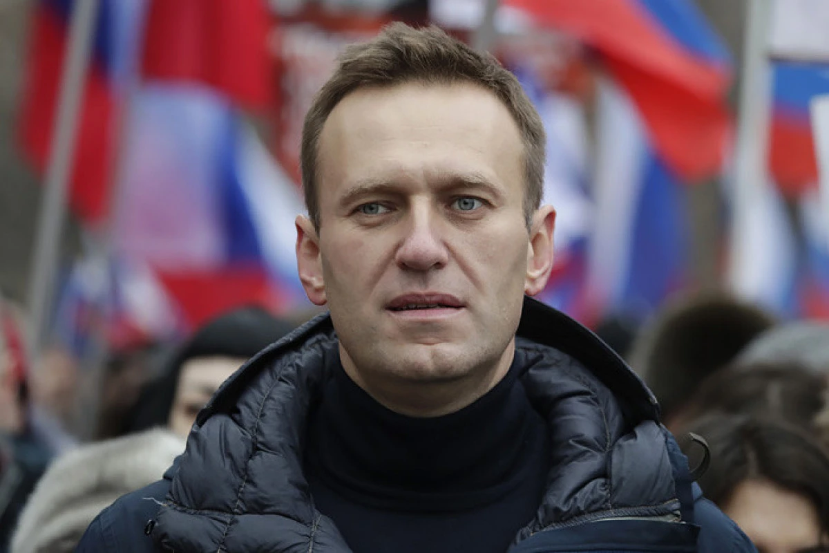 Алексея Навального приговорили к 9 годам колонии строгого режима - ФОТО