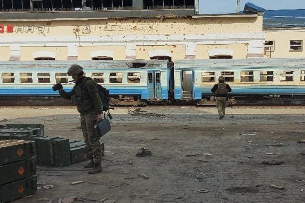 Ukrayna ordusu bir şəhəri ruslardan azad etdi - FOTO