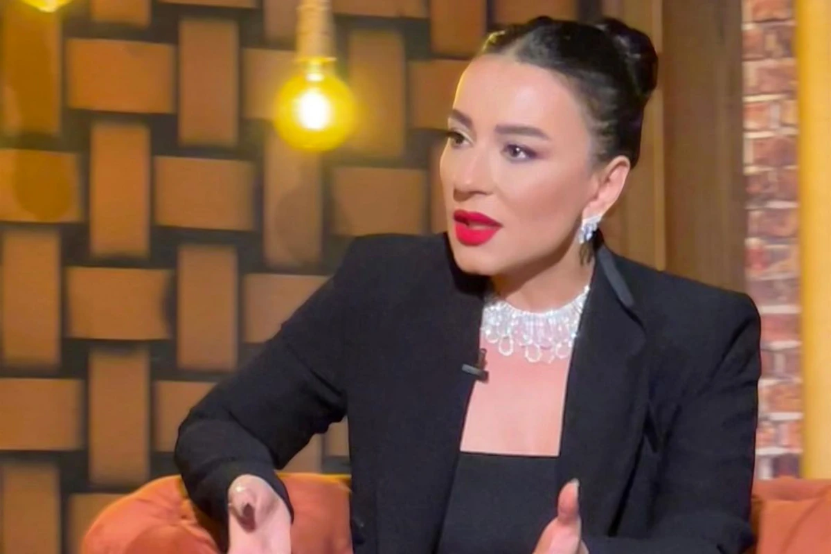 Tünzalə Ağayeva: Botokslarım yoxdur, qırışlarım yerindədir - VİDEO