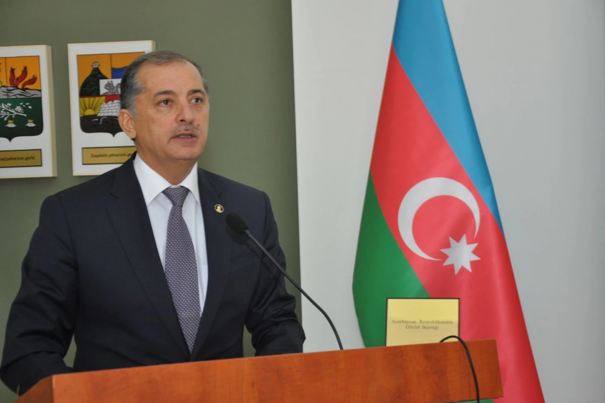 Təhsil şöbəsinin müdiri: “İcra hakimi məndən üç min manat rüşvət aldı”