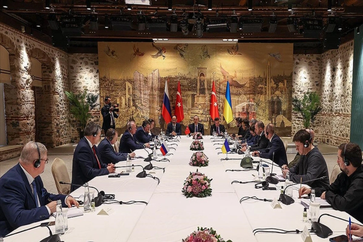 Глава МИД Турции: Между Россией и Украиной есть сближение