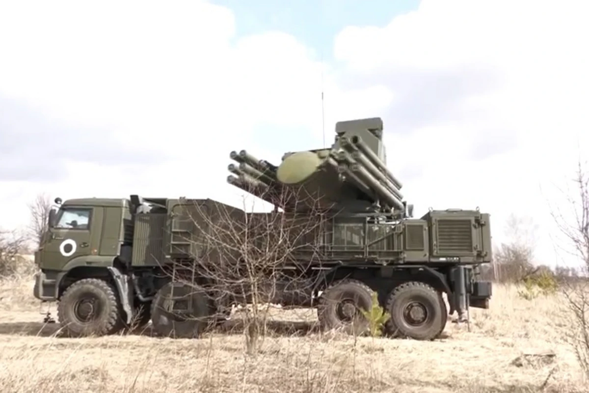 Rusiya “Pantsir”i Ukraynanın “UJ-22 Airborne” pilotsuzu vurdu - VİDEO