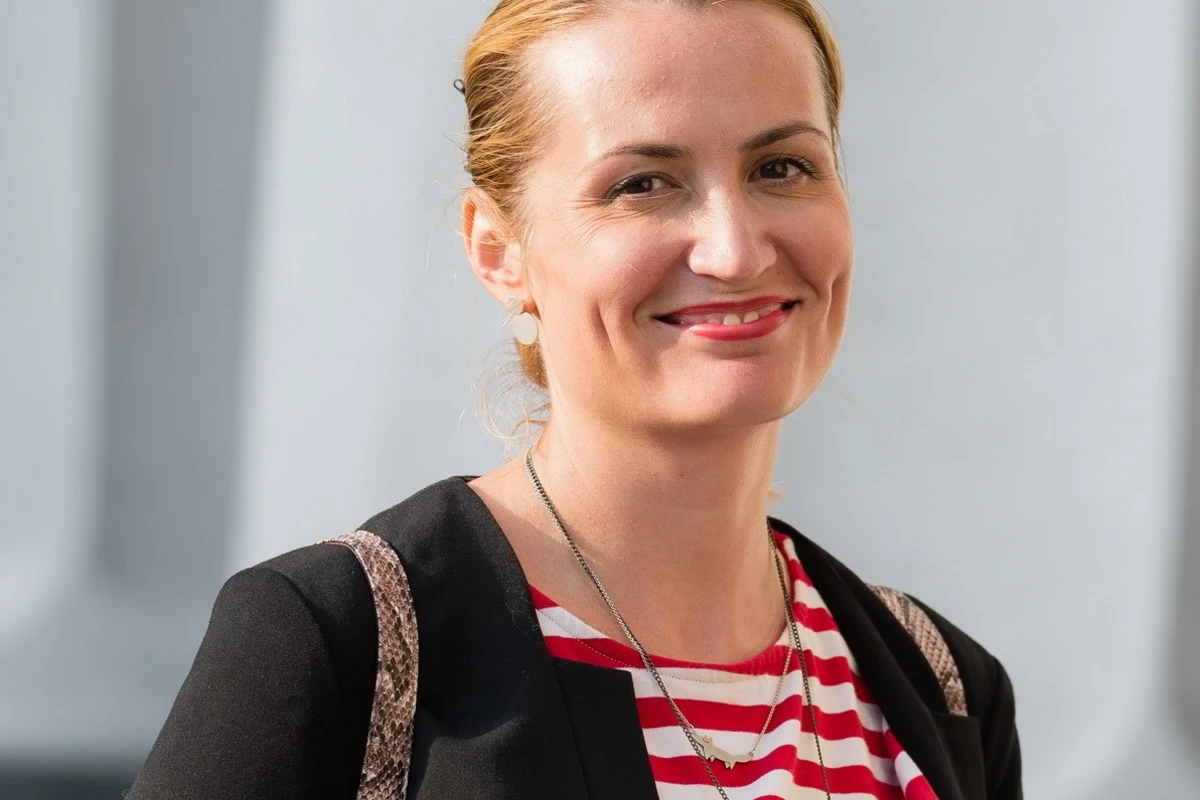 Ukraynalı deputatın əri müharibədə həlak oldu - FOTO