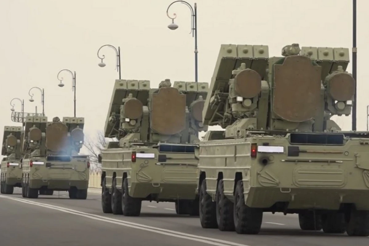 Азербайджанская армия проводит учения в Нахчыване с применением Bayraktar - ВИДЕО